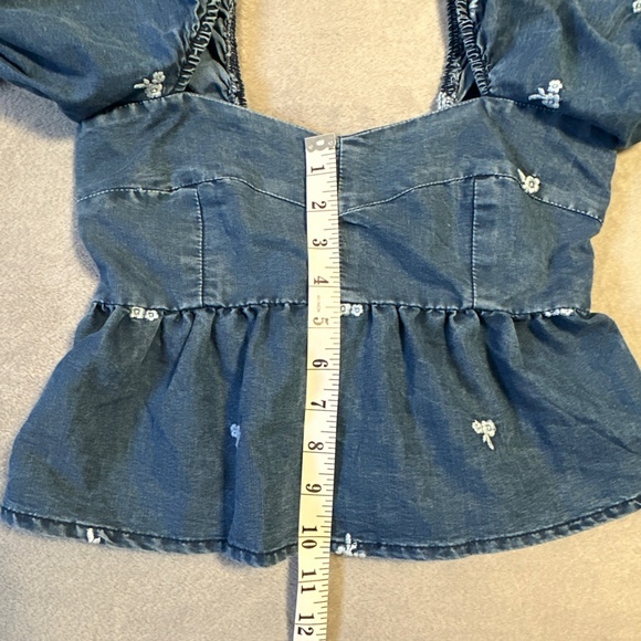 Sim & Sam Denim Puff Sleeve Top Medium Crop Boho Babydoll Western Festival Y2K - Picture 4 of 7